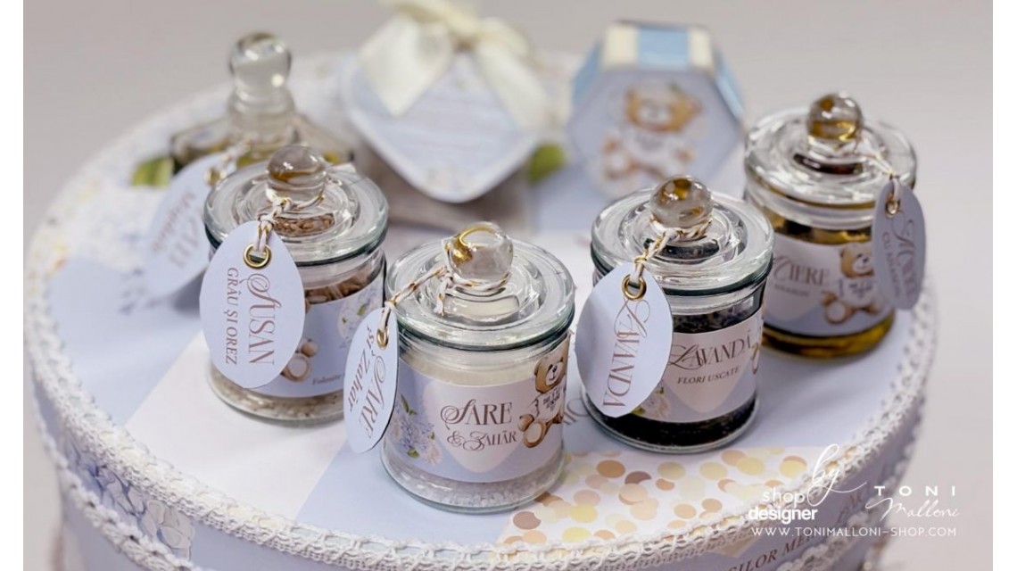 Set prima băiță după botez băiat cu ursuleți Moschino Toy Ritualul blând al apei 15